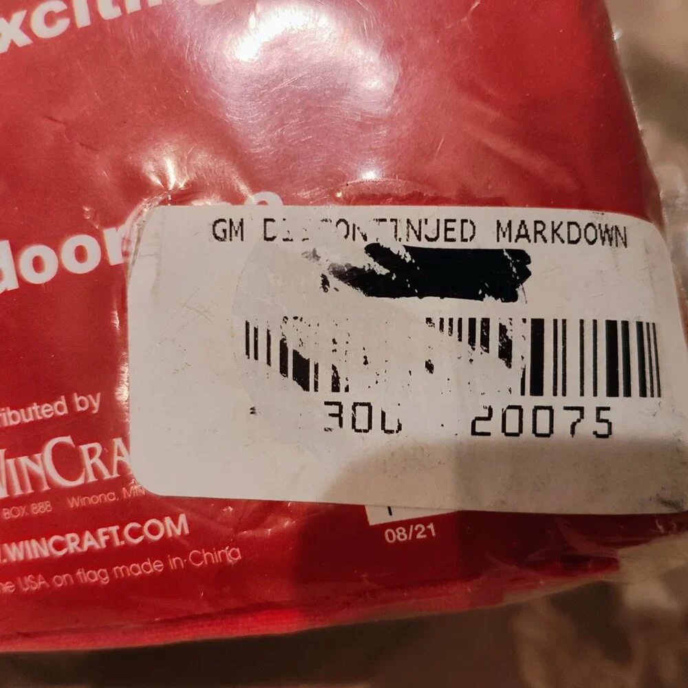 WinCraft 28in x 40in Vertical Coca-Cola Flag, New In Bag!